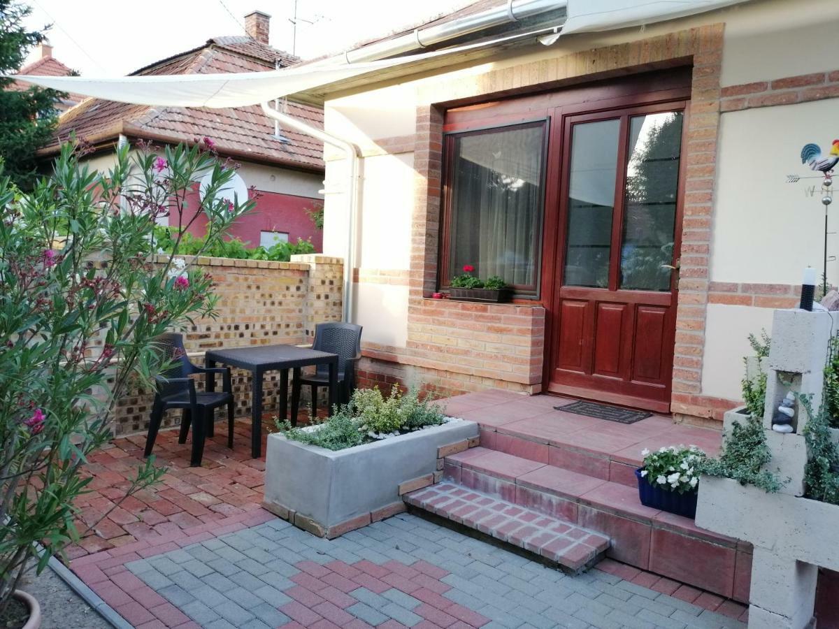 Kerekvar Apartman Gyula Luaran gambar